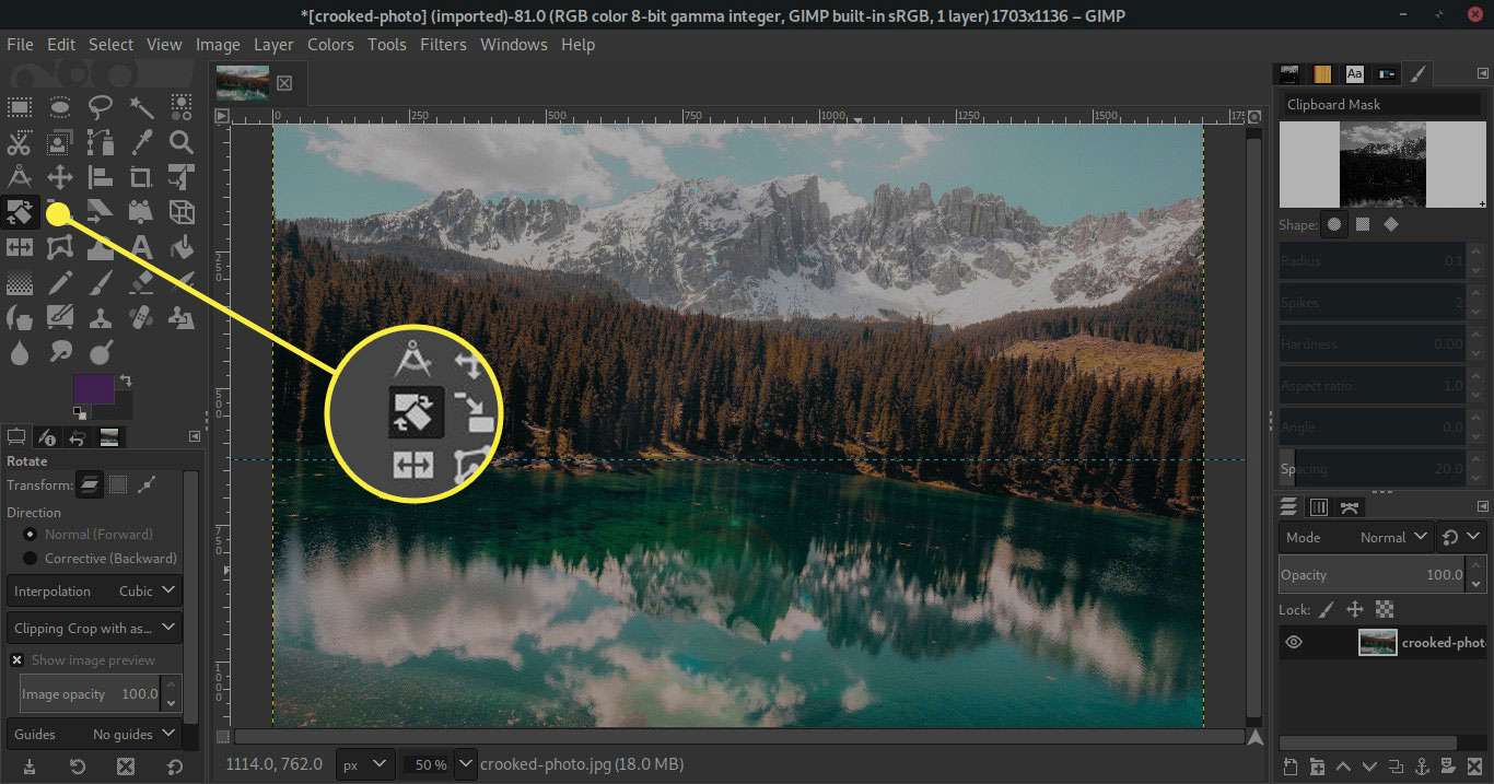 Snímek obrazovky GIMP se zvýrazněným nástrojem Otočit