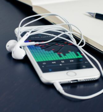 StreamingMusic iPhone 4692767 dc114c8a94694e79971247a0547935dc