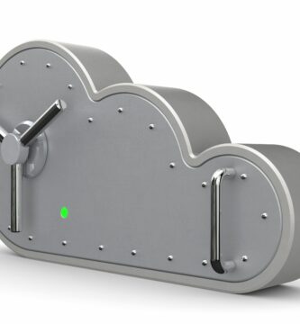 cloud computing safe image luismmolina e plus getty images 56a6facd5f9b58b7d0e5d161