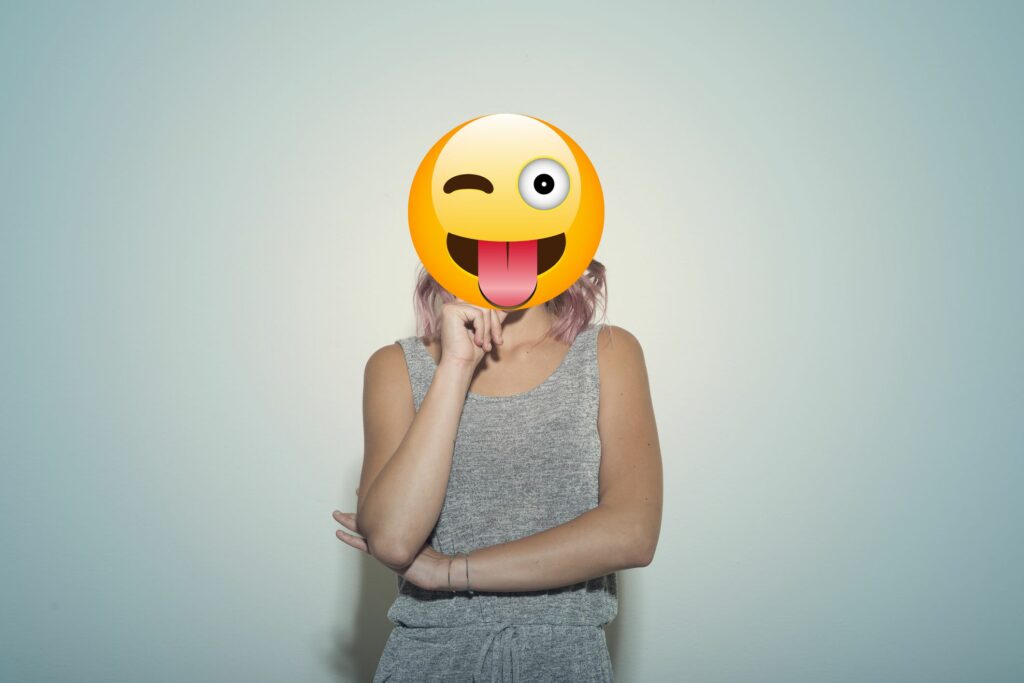 emoji face 1005853236 ae8b32a26f5943019e43e9e5922114c9