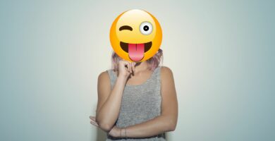 Jak používat emotikony a nálepky v komentářích na Facebooku 88 emoji face 1005853236 ae8b32a26f5943019e43e9e5922114c9
