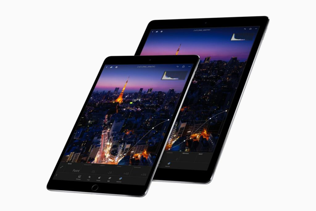 ipad pro family black crop 59ca6605845b3400113a2bca