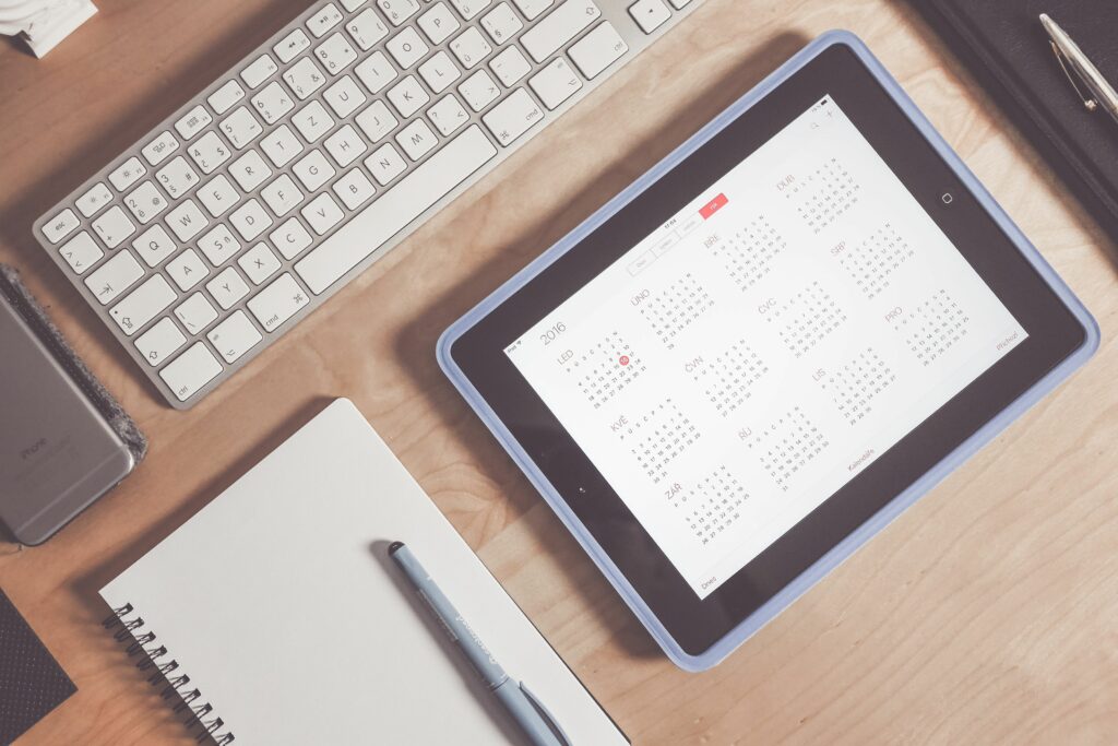 ipad calendar m 5c61d14cc9e77c0001d32205