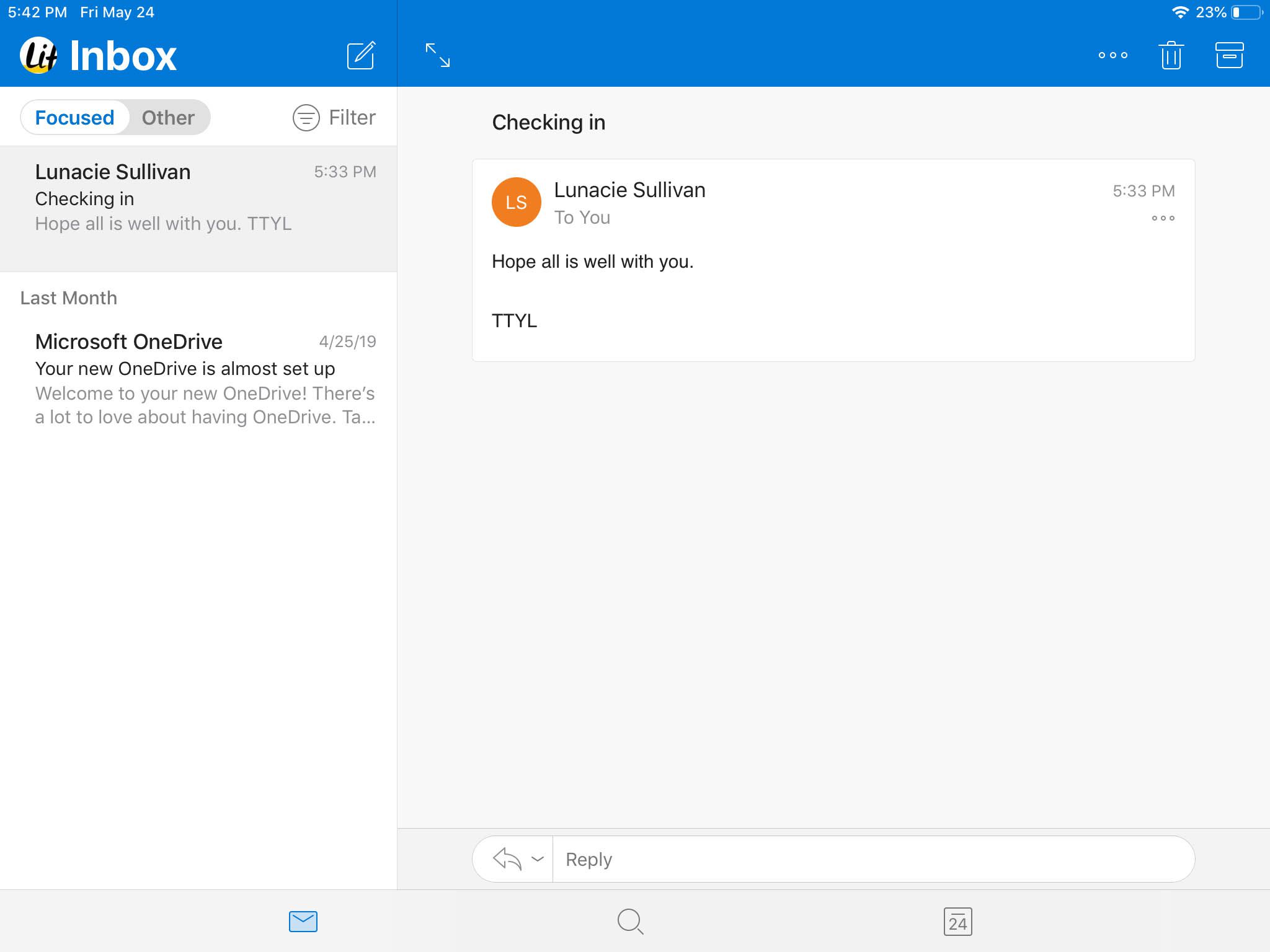 Zaostřená doručená pošta v Outlooku pro iOS.