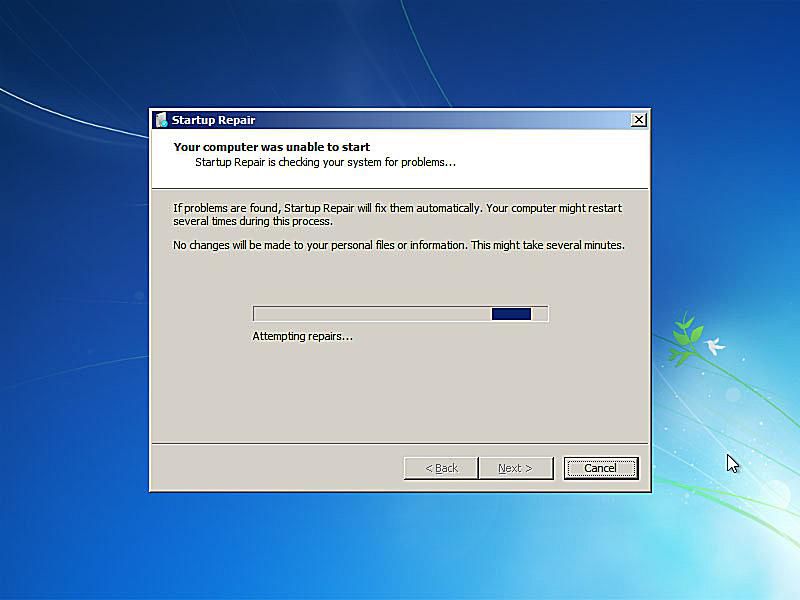 Snímek obrazovky s opravou spuštění systému Windows 7, která se pokouší opravit problémy