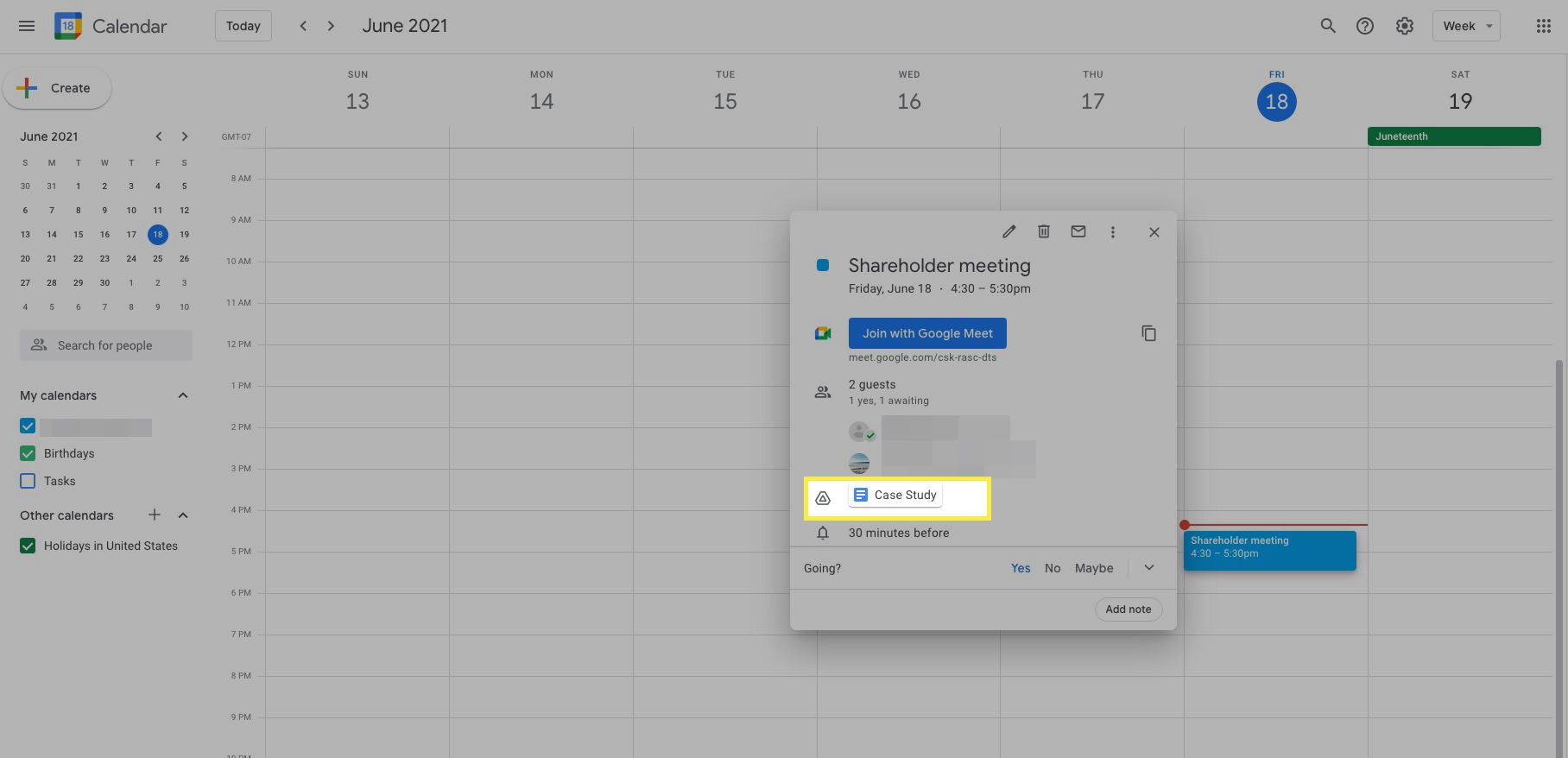 Událost Kalendáře Google se zvýrazněným připojeným souborem