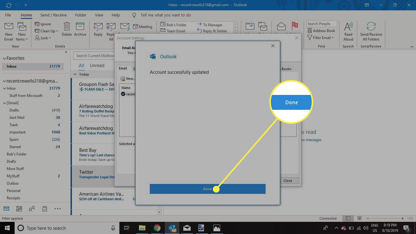 Snímek obrazovky s potvrzením aktualizace účtu Outlooku se zvýrazněným tlačítkem Hotovo