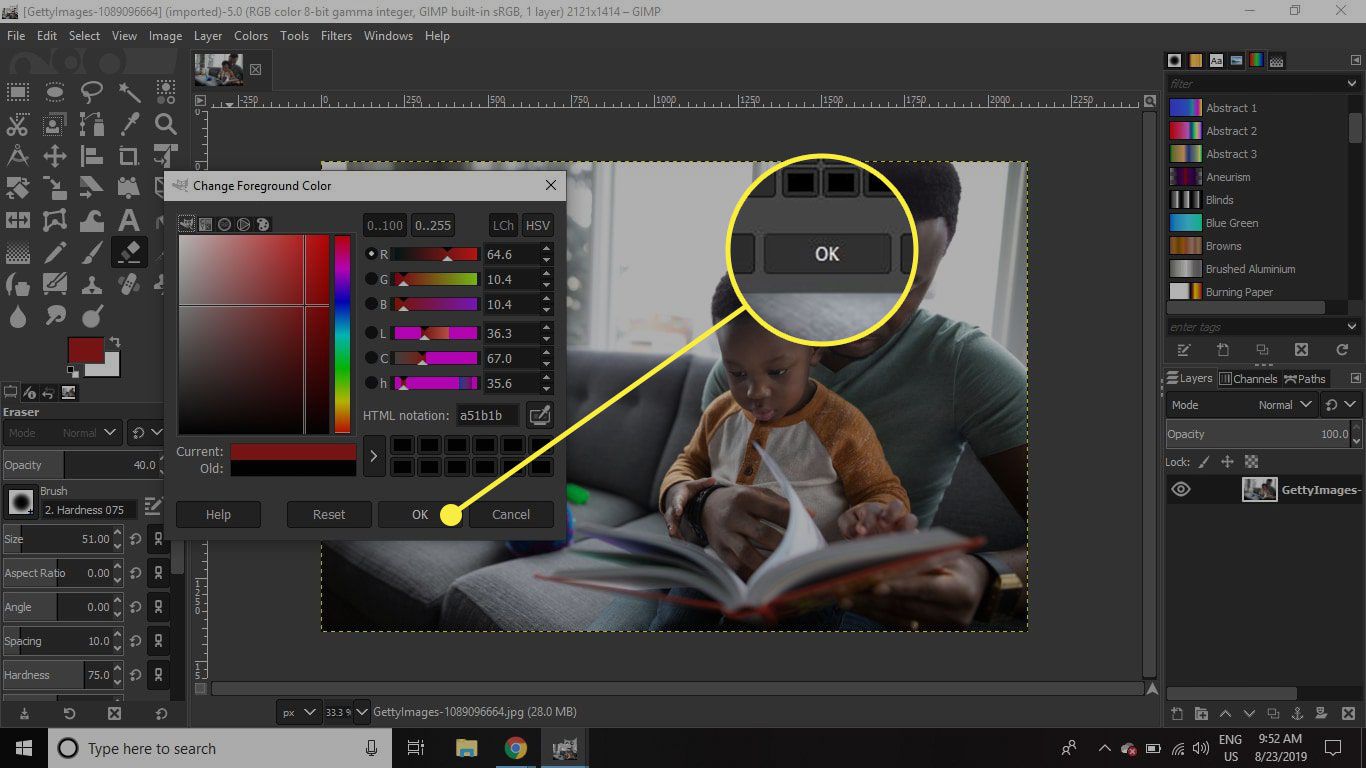 Snímek obrazovky GIMP Změnit barvu popředí se zvýrazněným tlačítkem OK