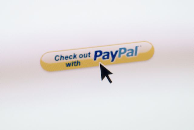 Tlačítko platby PayPal při pokladně