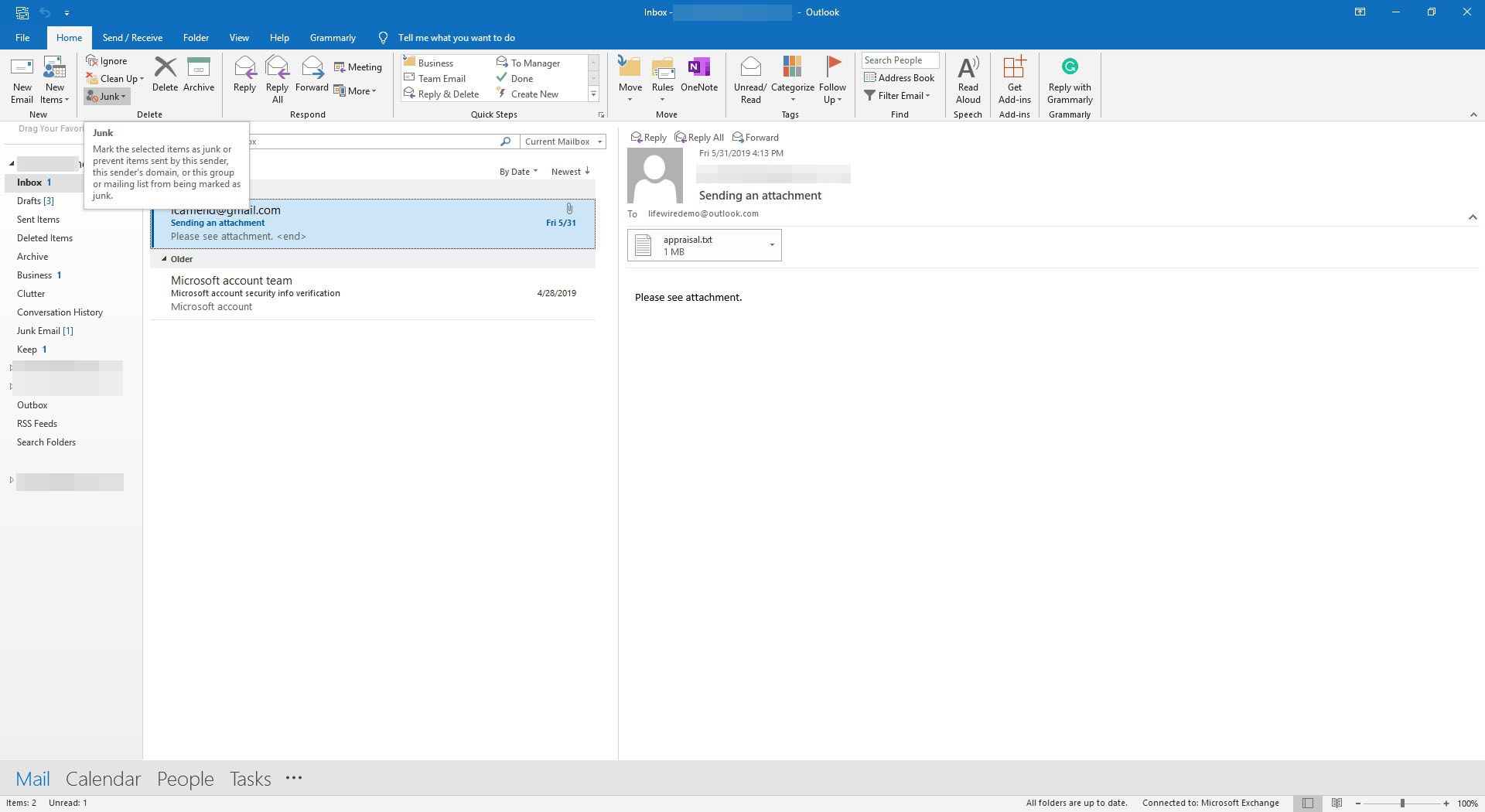 Výběr nevyžádané pošty v aplikaci Outlook.