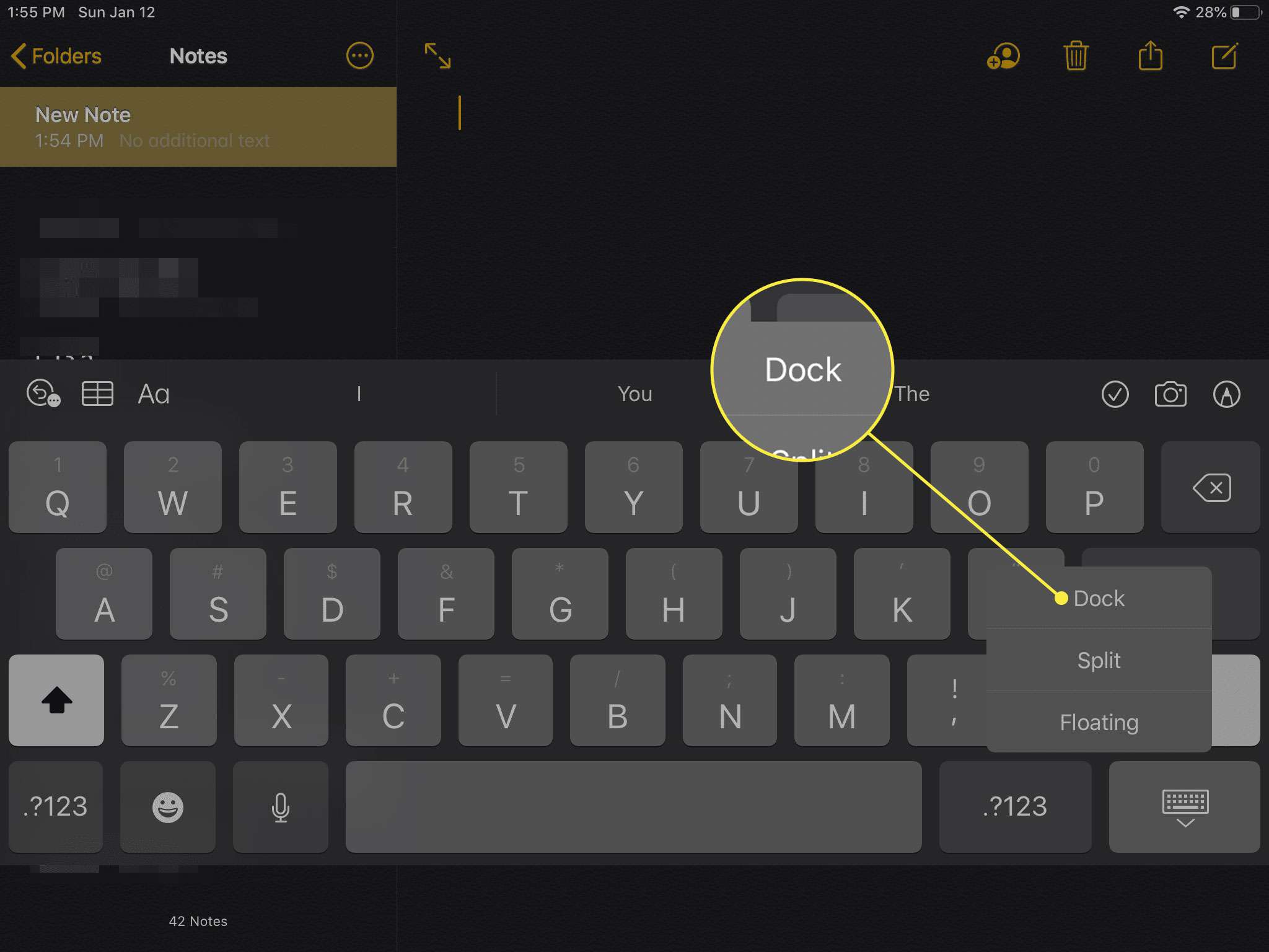 Snímek obrazovky klávesnice iPadu se zvýrazněným příkazem Dock