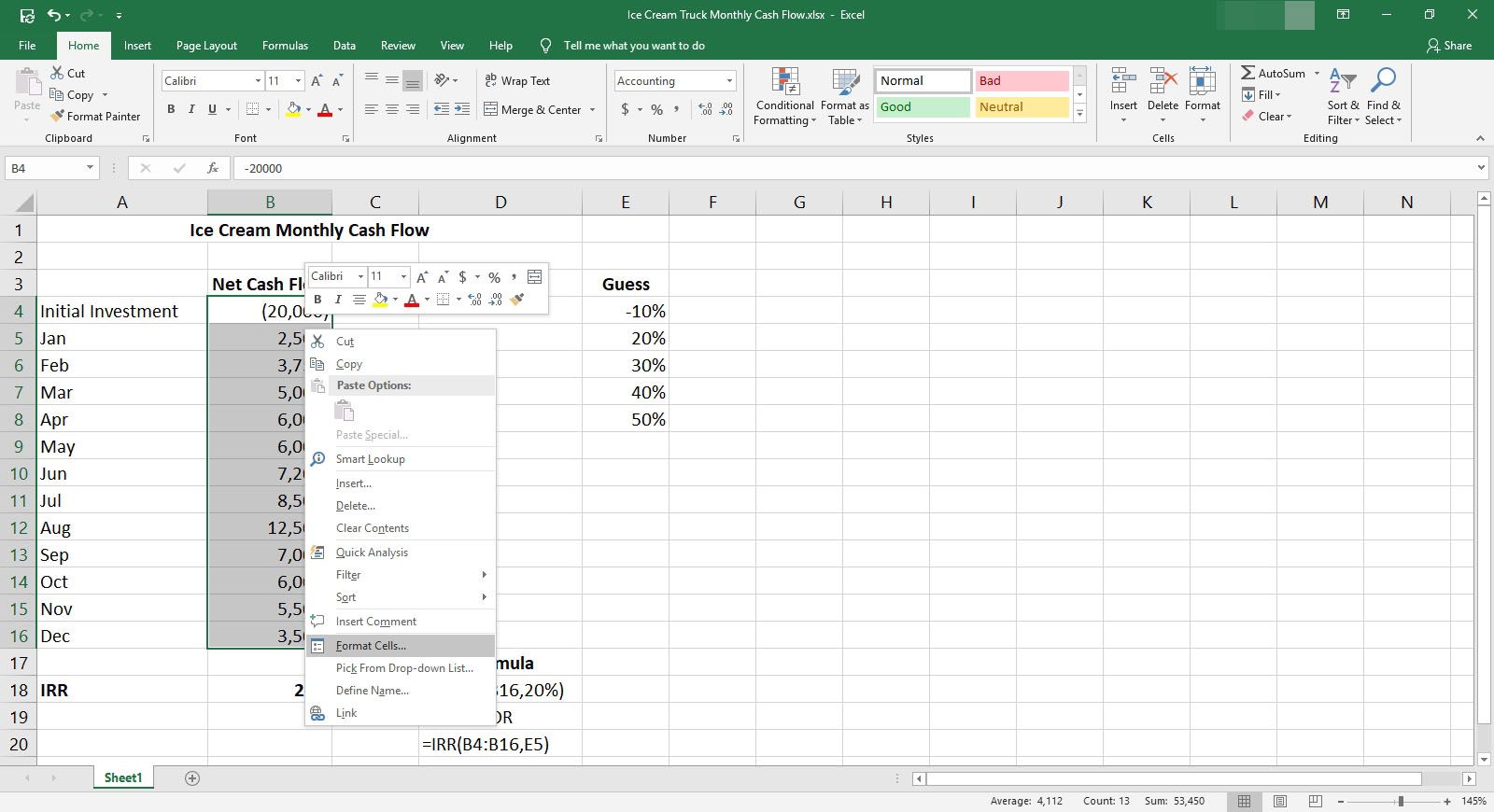 Tabulka s několika buňkami vybranými k formátování v aplikaci Excel.