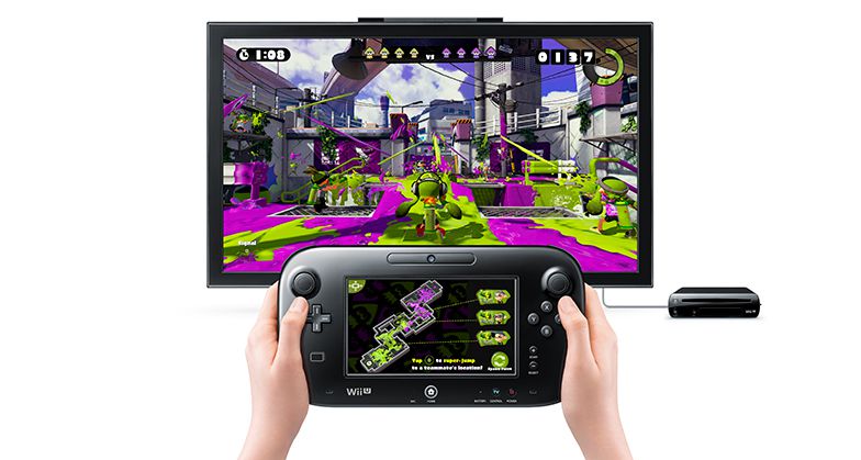 Barevná scéna ze hry Splatoon hry Nintendo Wii U s ovladačem v rukou