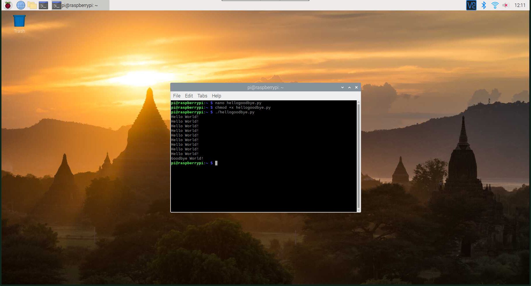 Spusťte skript Pythonu se smyčkami a příkazy na Raspberry Pi
