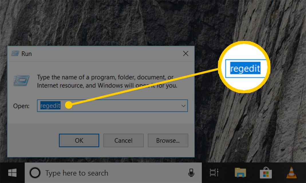 V systému Windows 10 spusťte nabídku s zadaným příkazem „regedit“