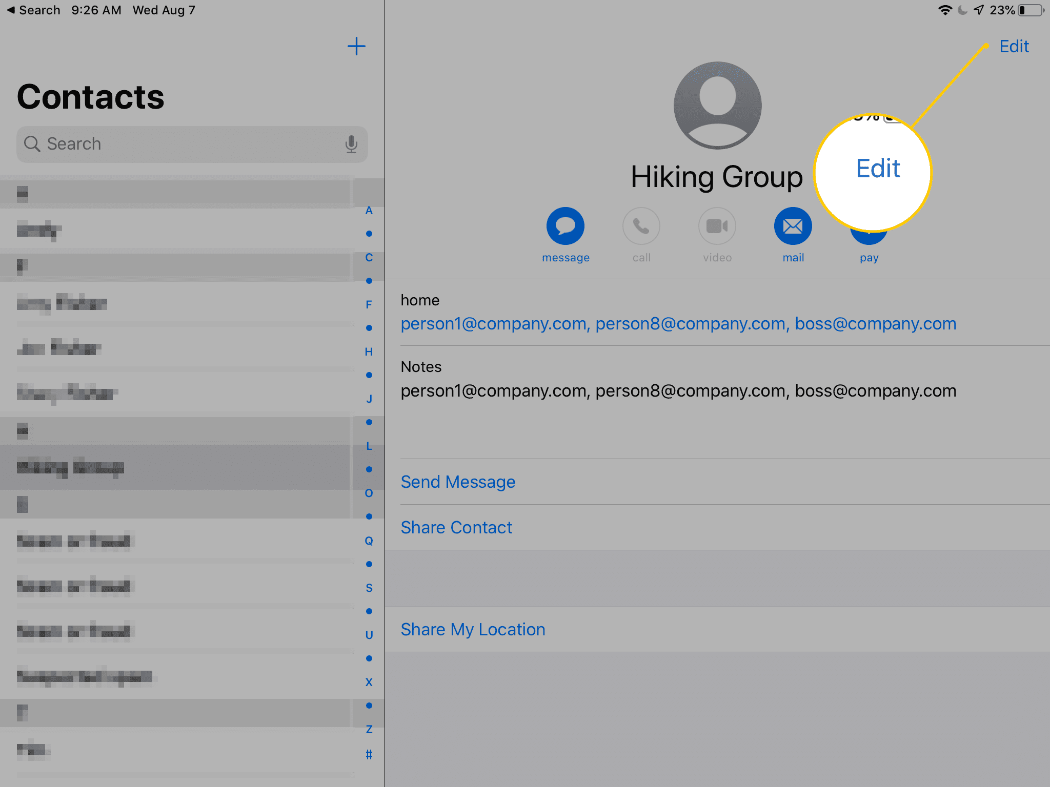 Tlačítko Upravit na panelu Kontakty v aplikaci iPad Mail