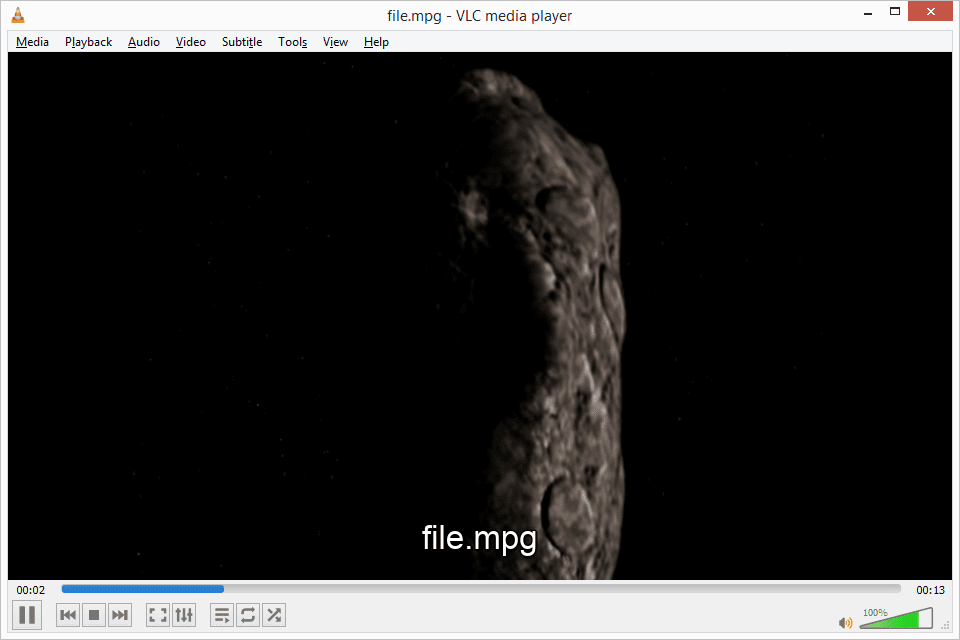 Screenshot souboru MPG otevřeného ve VLC ve Windows 8