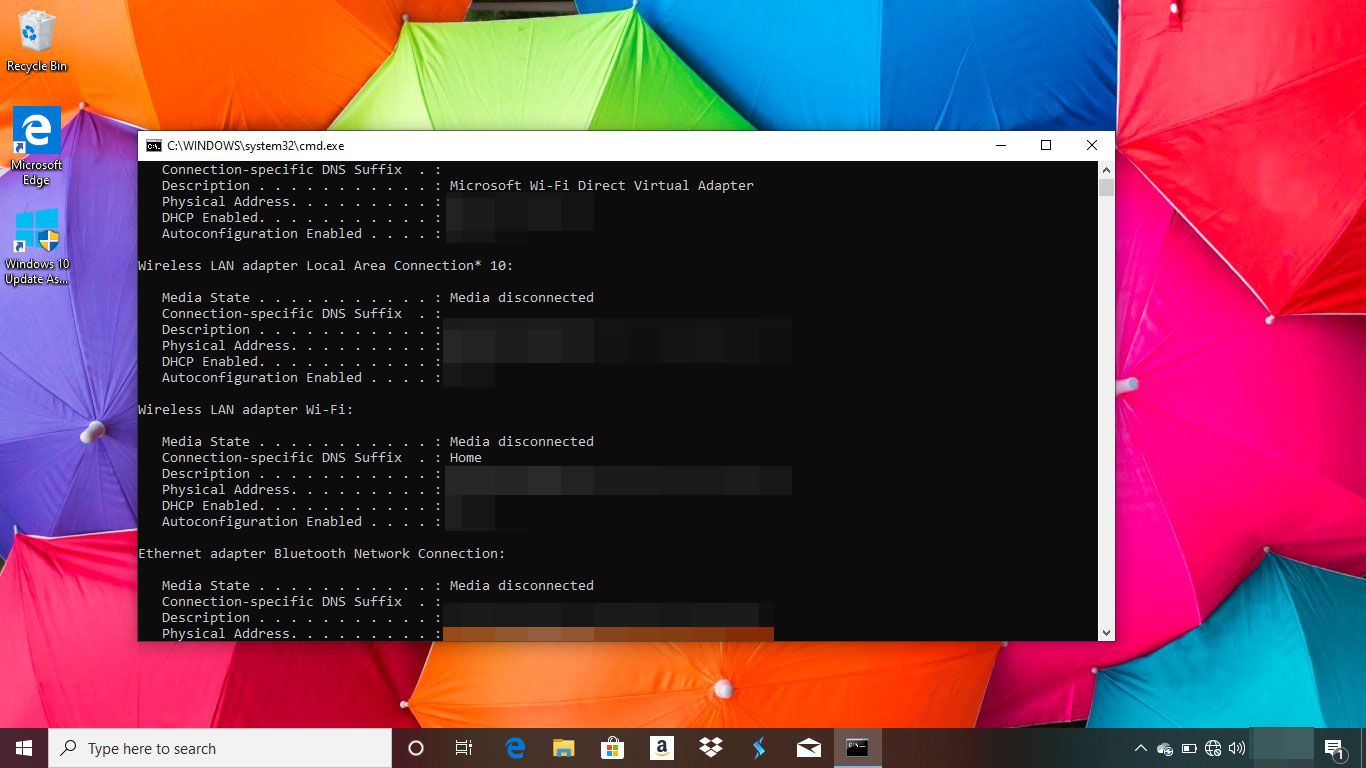 Příkazový řádek ve Windows 10 s konfiguračním textem