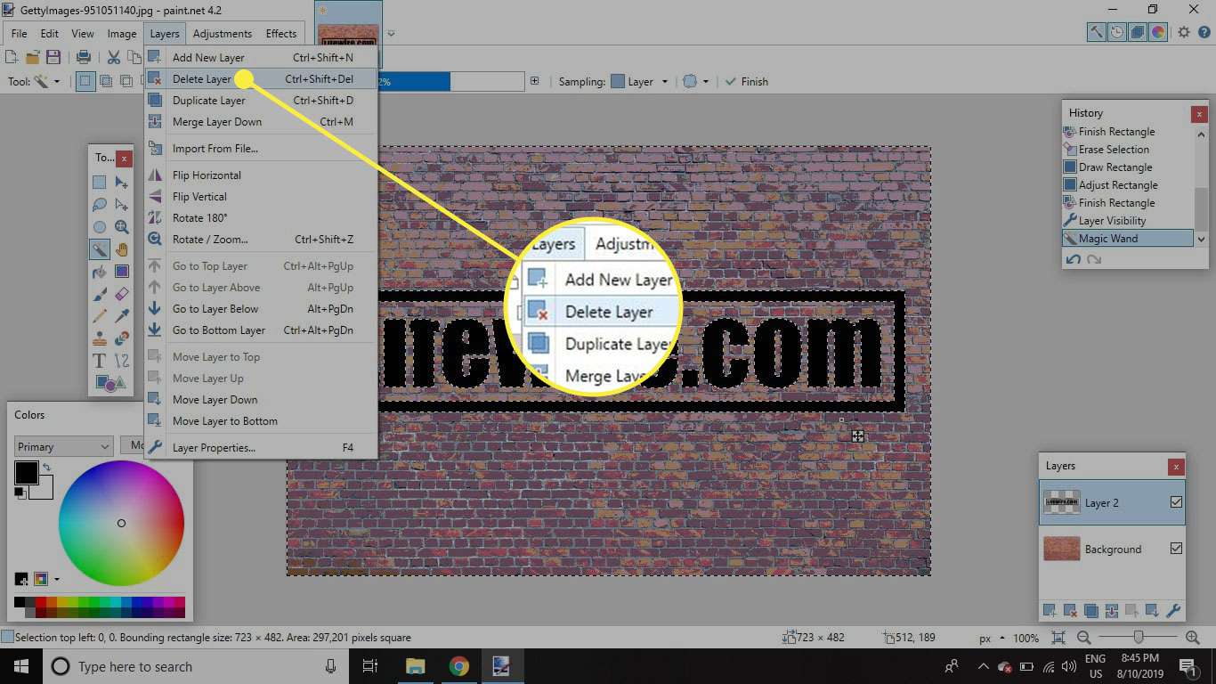 Snímek obrazovky Paint.NET se zvýrazněnou možností Odstranit vrstvu