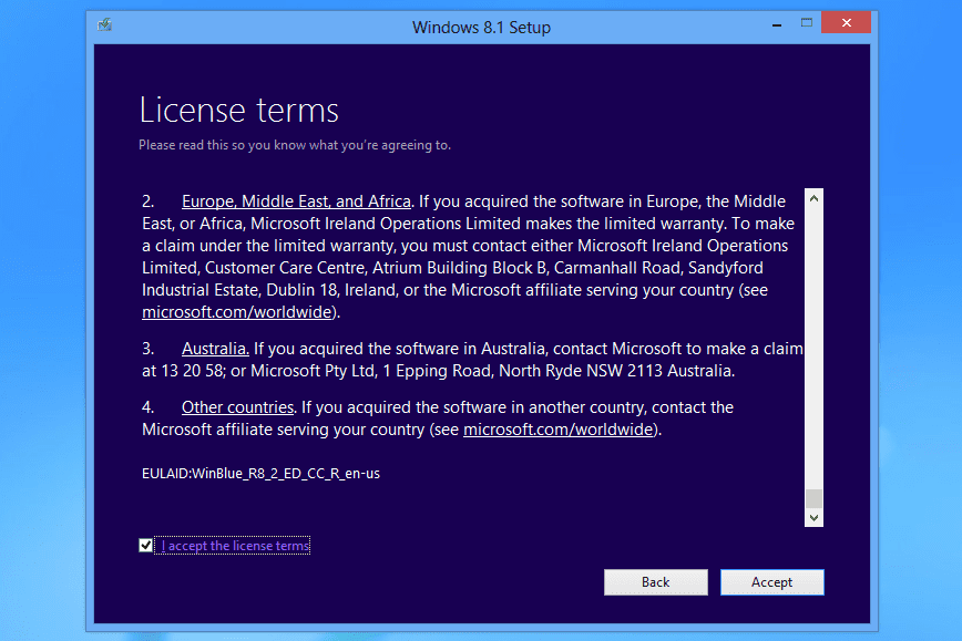 Licenční podmínky v nastavení Windows 8.1