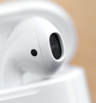 how to connect airpods to pc windows 10 featured 4c381f201eb945969dd97eb9aab82d34