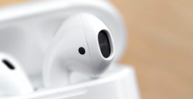 Jak spárovat a připojit AirPods k počítači se systémem Windows 10 34 how to connect airpods to pc windows 10 featured 4c381f201eb945969dd97eb9aab82d34