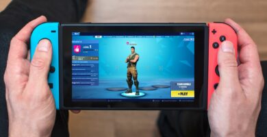 Jak stahovat a hrát Fortnite na Nintendo Switch 96 how to download and play fortnite on switch featured af8bacba7e1240eda46dd0a0ad450f52