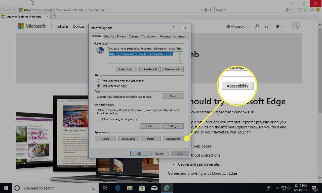 Snímek obrazovky okna Možnosti Internetu aplikace Internet Explorer se zvýrazněným tlačítkem Usnadnění