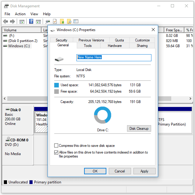 Snímek obrazovky ukazující, jak změnit označení svazku ze Správce disků v systému Windows 10