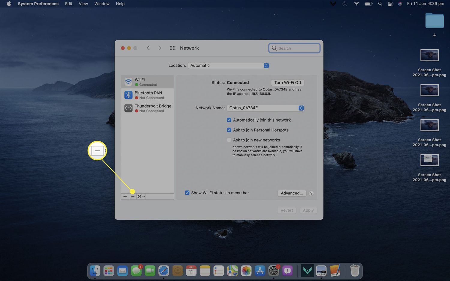 Plocha Mac s otevřeným nastavením sítě a zvýrazněnou ikonou mínus